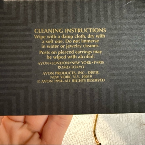 Avon “Opalesque Splendor” Goldtone Necklace size large NIB vintage - Picture 3 of 7